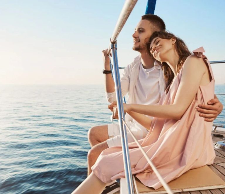 holidayboat-1